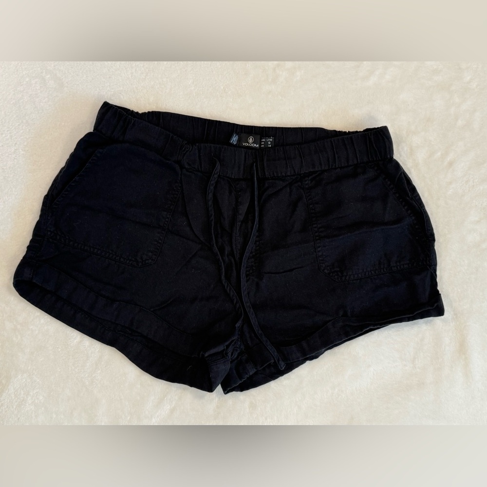 Volcom Sunday Strut Shorts - Black - Size Large (10)